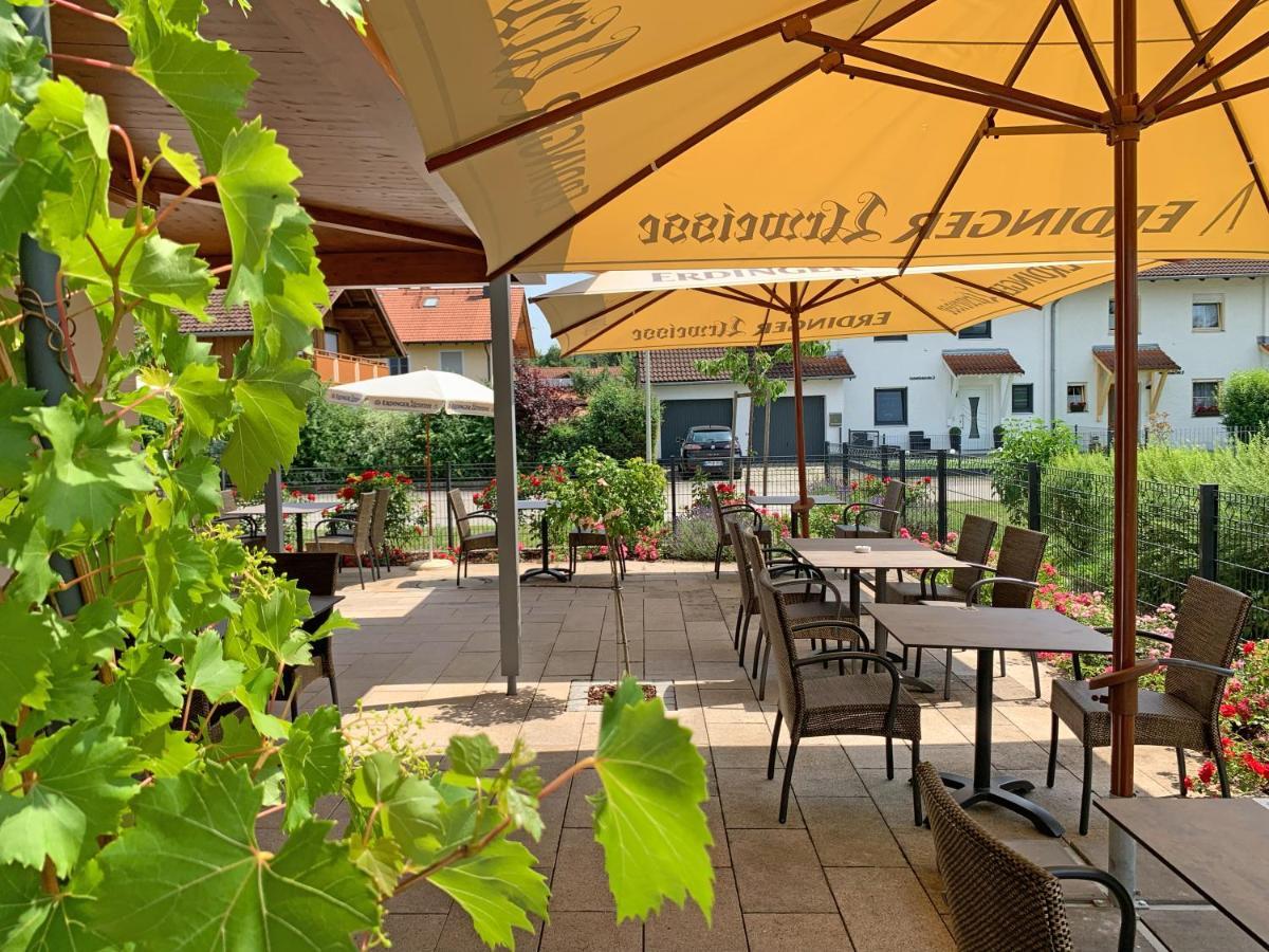 Hotel Heimfeld Restaurant Cafe Garching an Der Alz Экстерьер фото